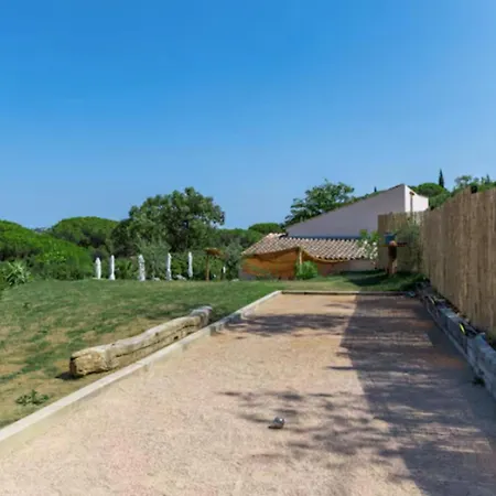 With Pool & Large Garden Ste-maxime * 圣马克西姆